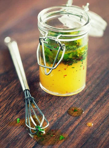 8 easy ways to enjoy kombucha daily (for gut health & energy)